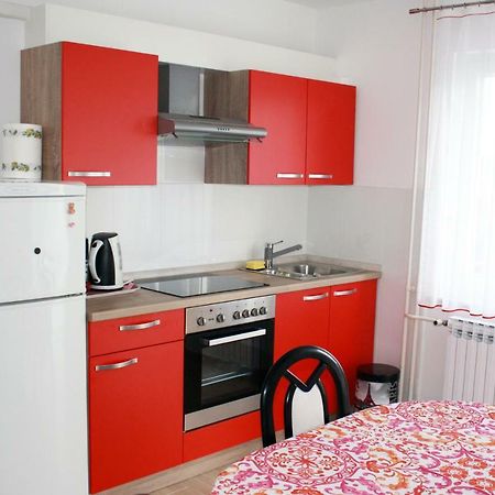 Apartment Vera Umago Esterno foto