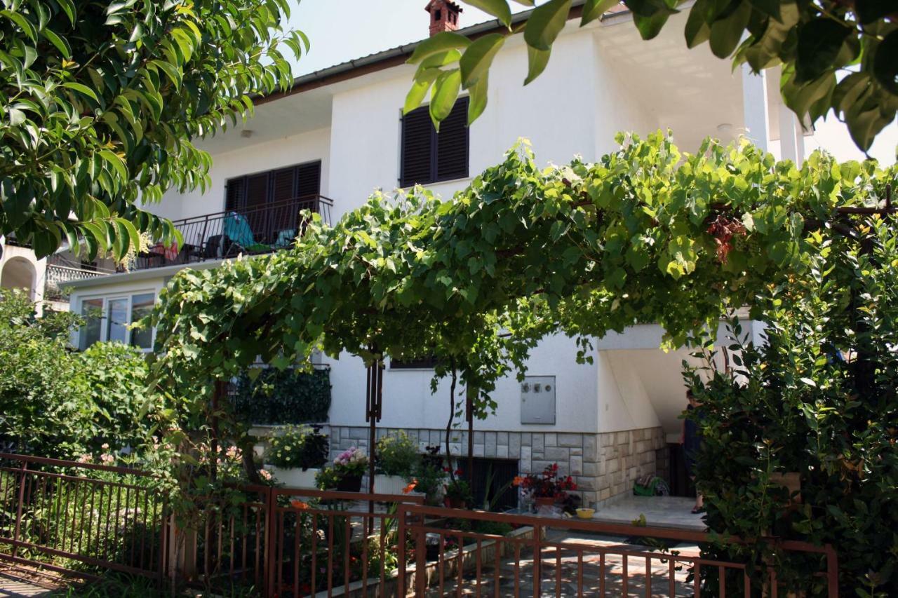 Apartment Vera Umago Esterno foto