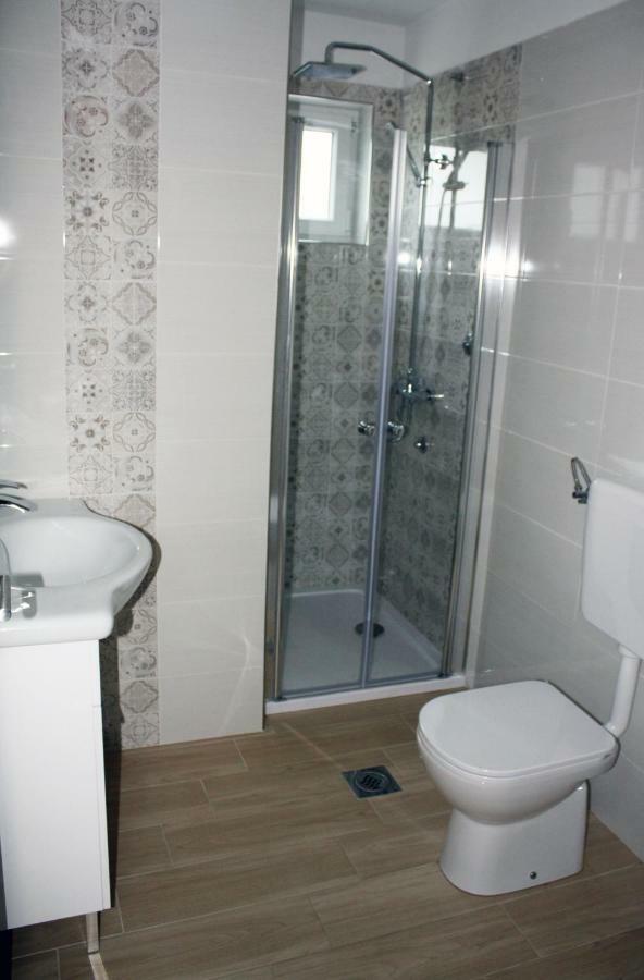 Apartment Vera Umago Esterno foto