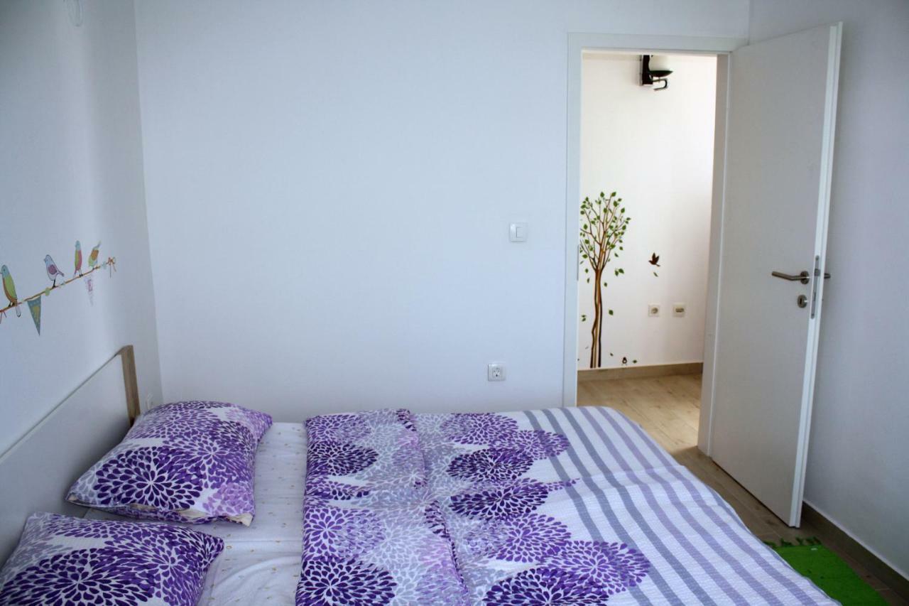 Apartment Vera Umago Esterno foto