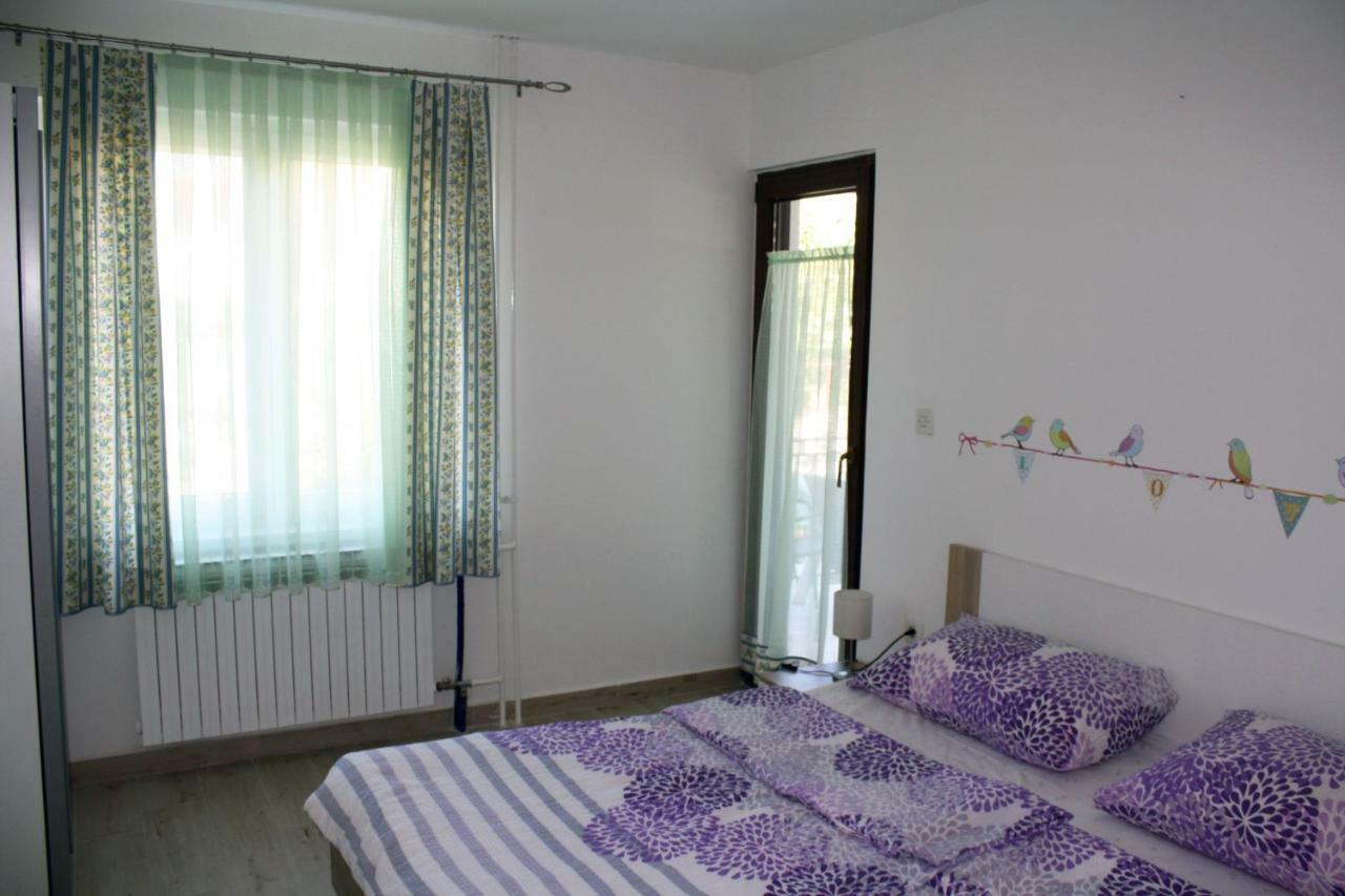 Apartment Vera Umago Esterno foto
