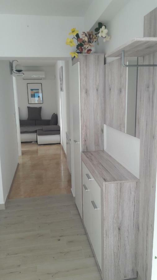 Apartment Vera Umago Esterno foto