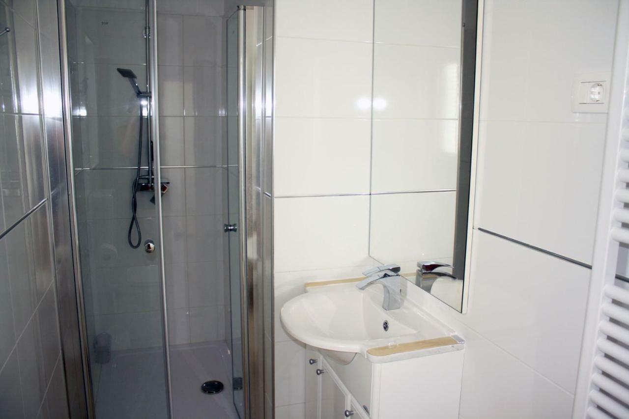 Apartment Vera Umago Esterno foto